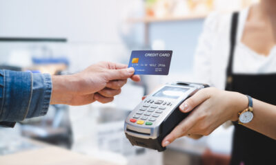 Credit card for payment (© Depositphotos)